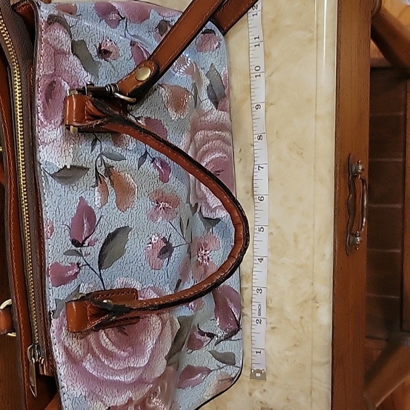 Patricia Nash | Crackled Rose Garden Purse - Picture 13 of 16